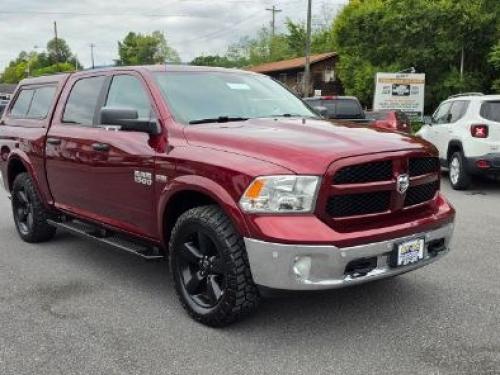2017 Ram 1500 SLT